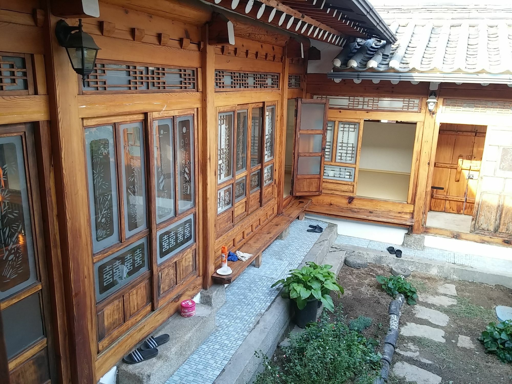 Nuri Hanok Guesthouse 首爾 外观 照片